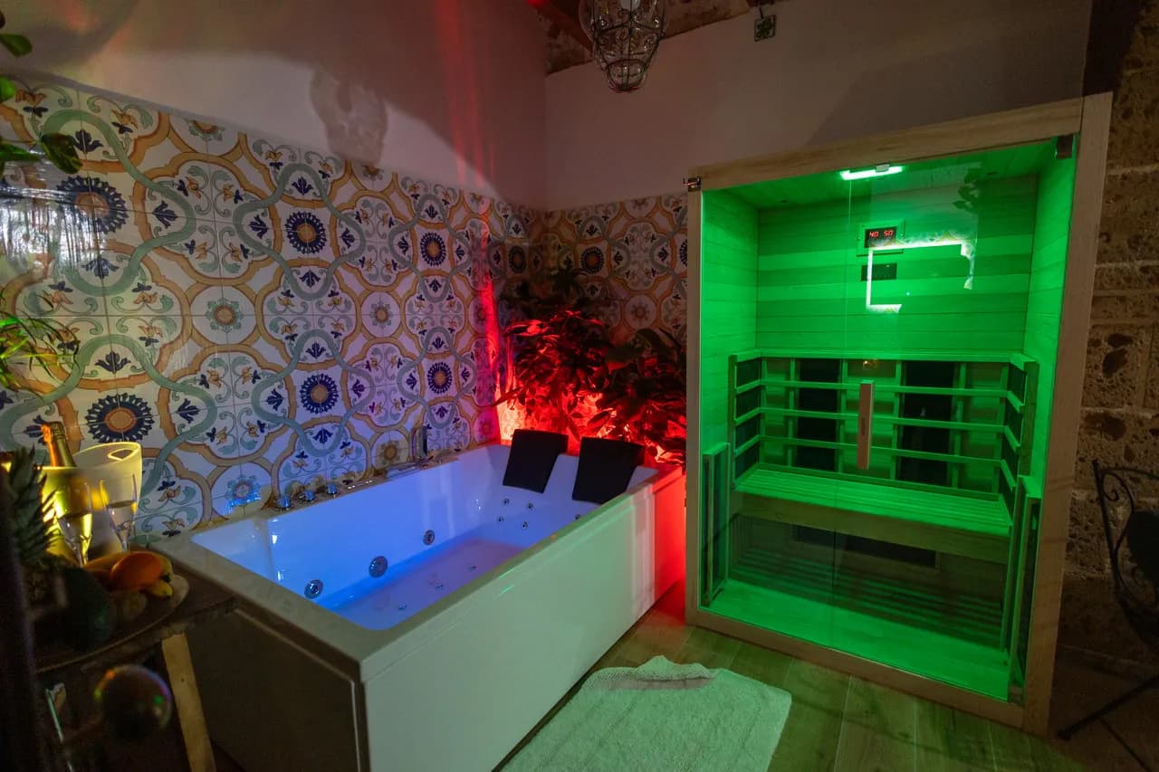 B&B Tri Re e Una Regina a Cinisi - Esterno elegante vicino aeroporto Palermo